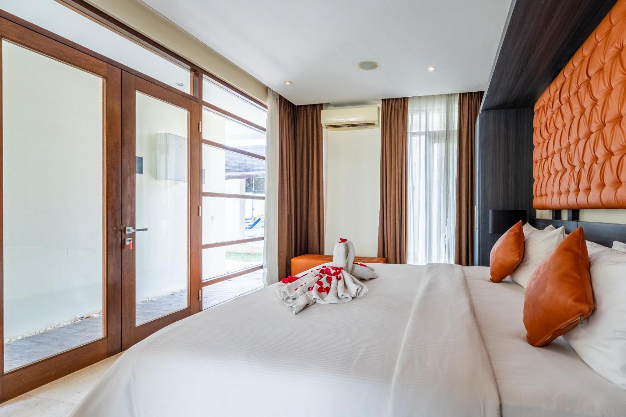 Abikaa, 4br Lux - Located In The Seminyak (Bali)