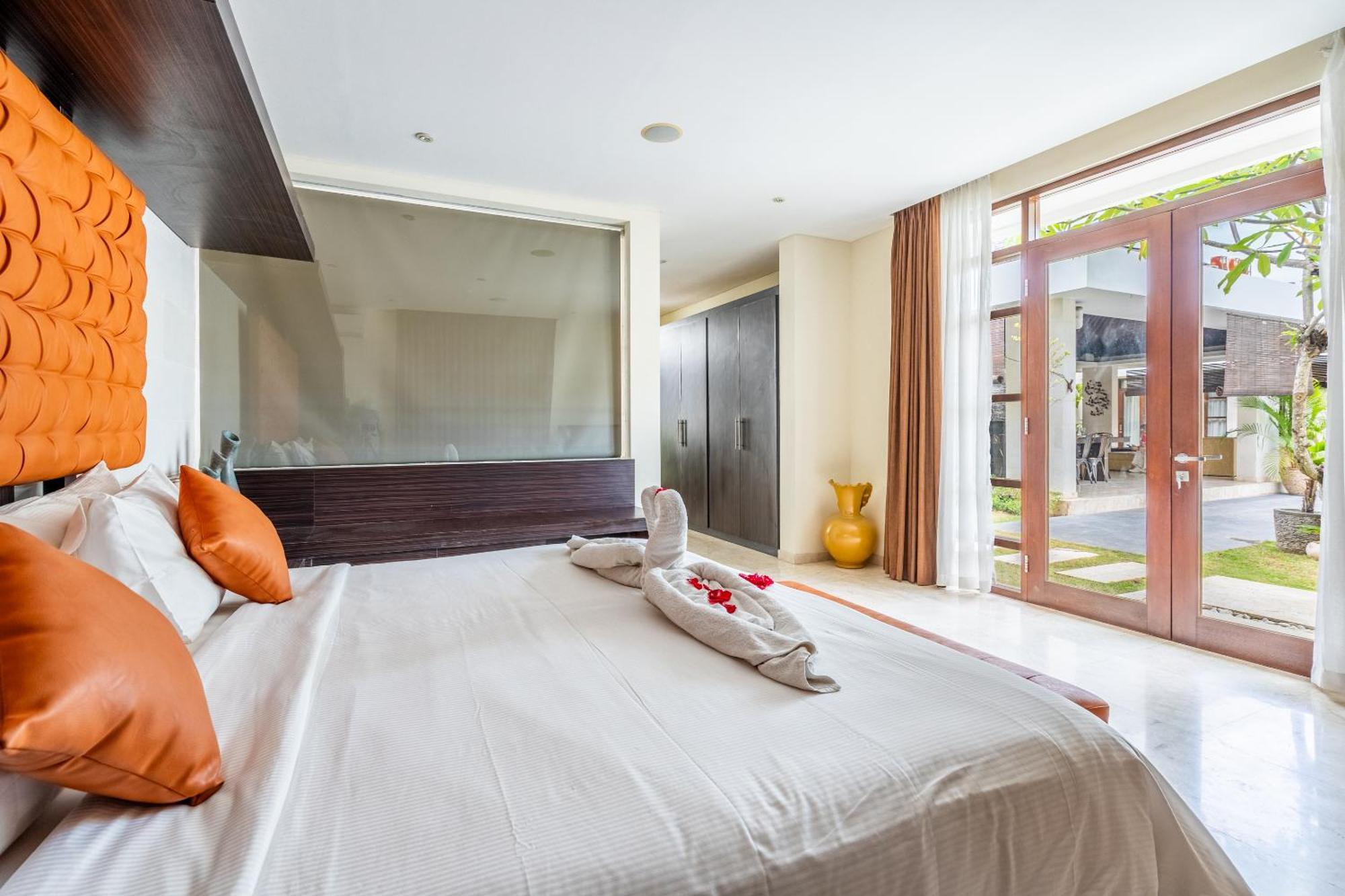Abikaa, 4br Lux - Located In The Villa Seminyak (Bali)