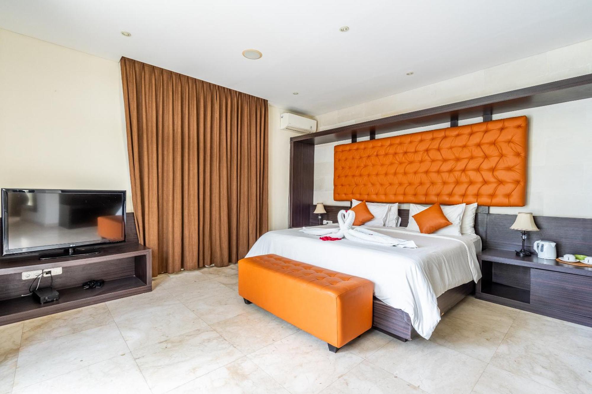 Abikaa, 4br Lux - Located In The Villa *