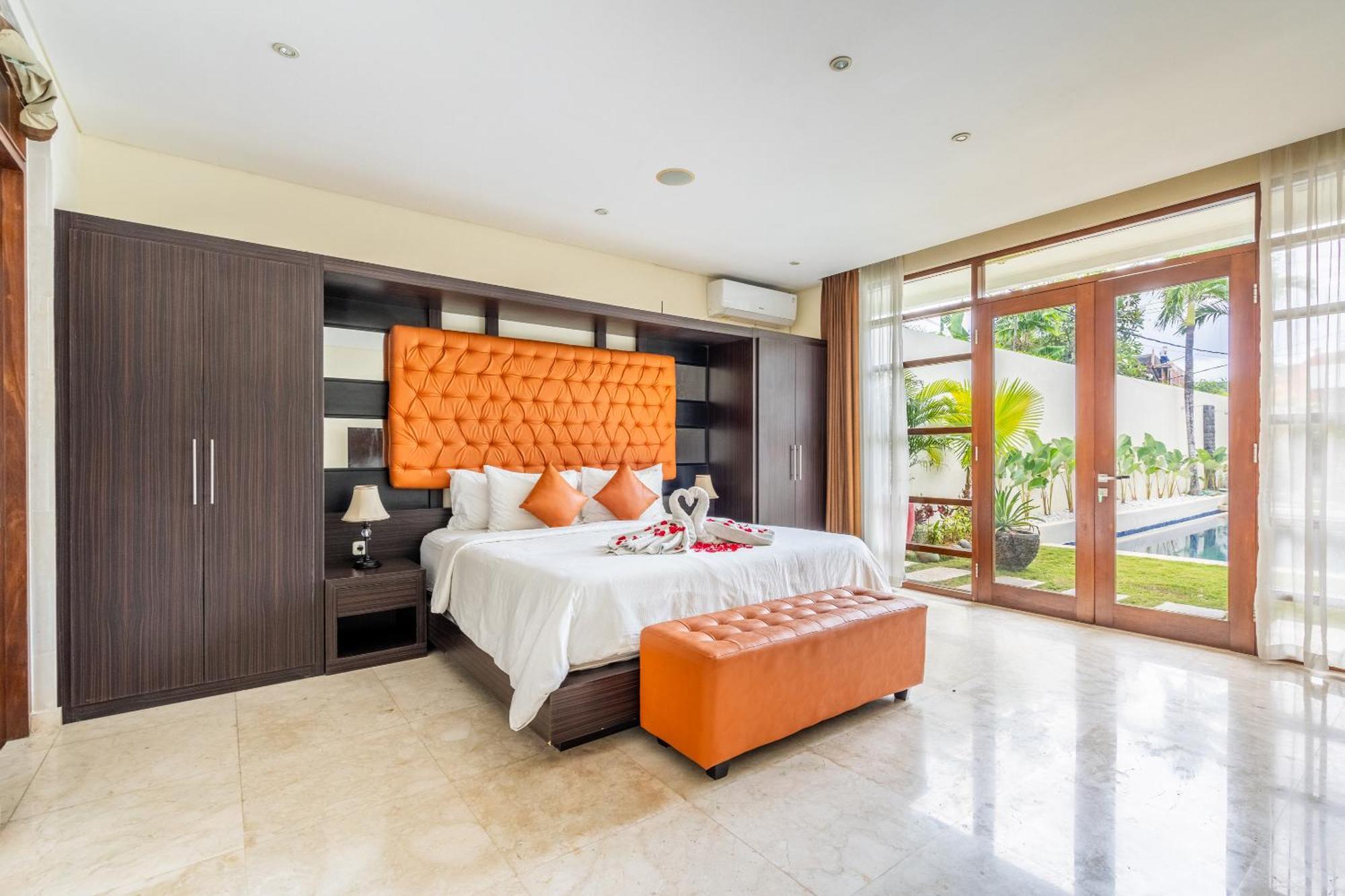 Abikaa, 4br Lux - Located In The Villa Seminyak (Bali)