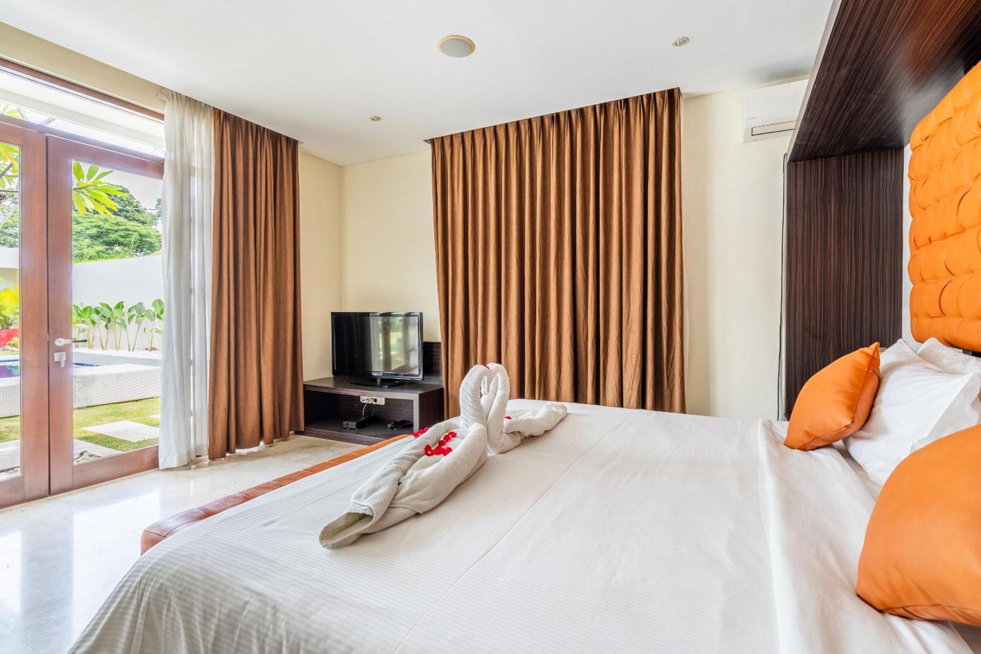 Abikaa, 4br Lux - Located In The Seminyak (Bali)