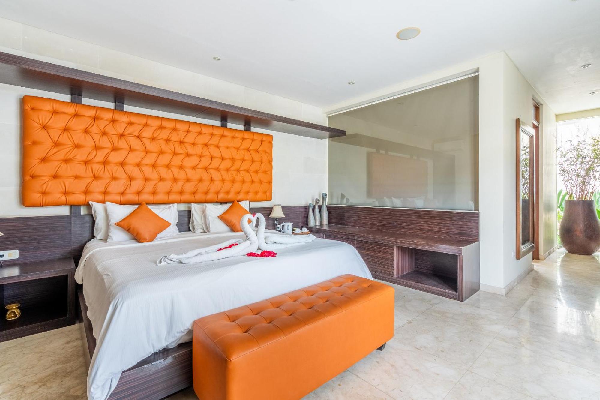 Abikaa, 4br Lux - Located In The Villa